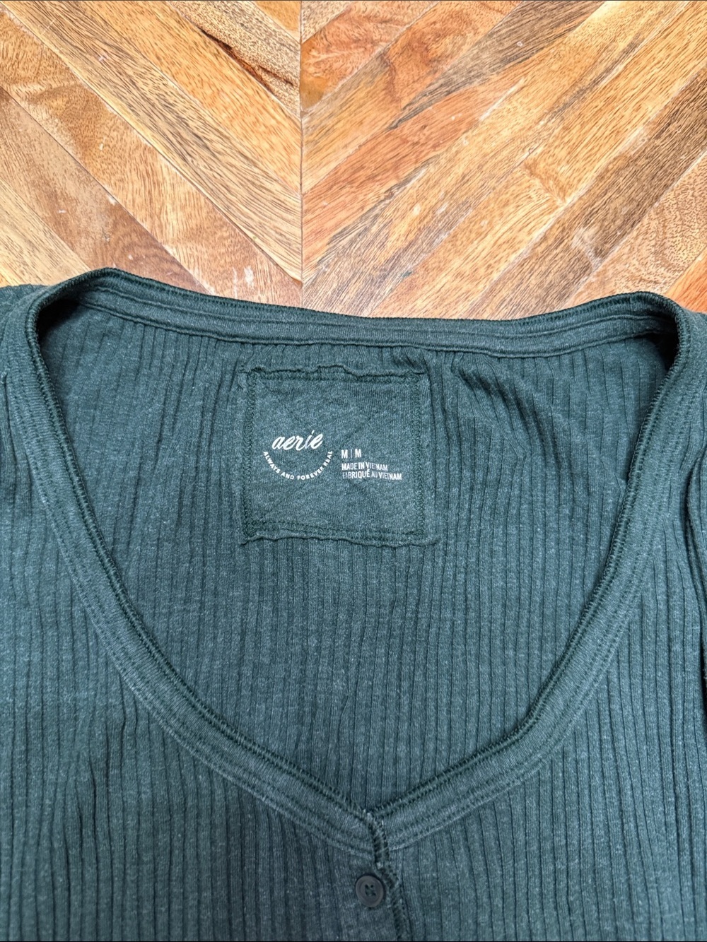 aerie Ribbed Henley Long Sleeve Top - Forest Green Women’s Size M - Picture 2 of 7
